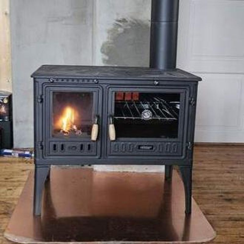 Vedkomfyr Modell 8025 8,5 kW støpejern sort antrasitt